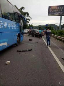 最新爆料车祸,最新车祸现场直击，悲剧发生引社会关注